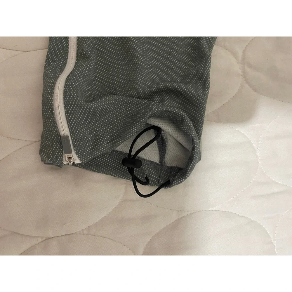 Jordan Mens Dri-FIT Grey Athletic Pants Mesh Panel Ankle Zip Joggers Size Medium